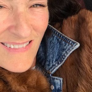 Meet your Posher, Denise